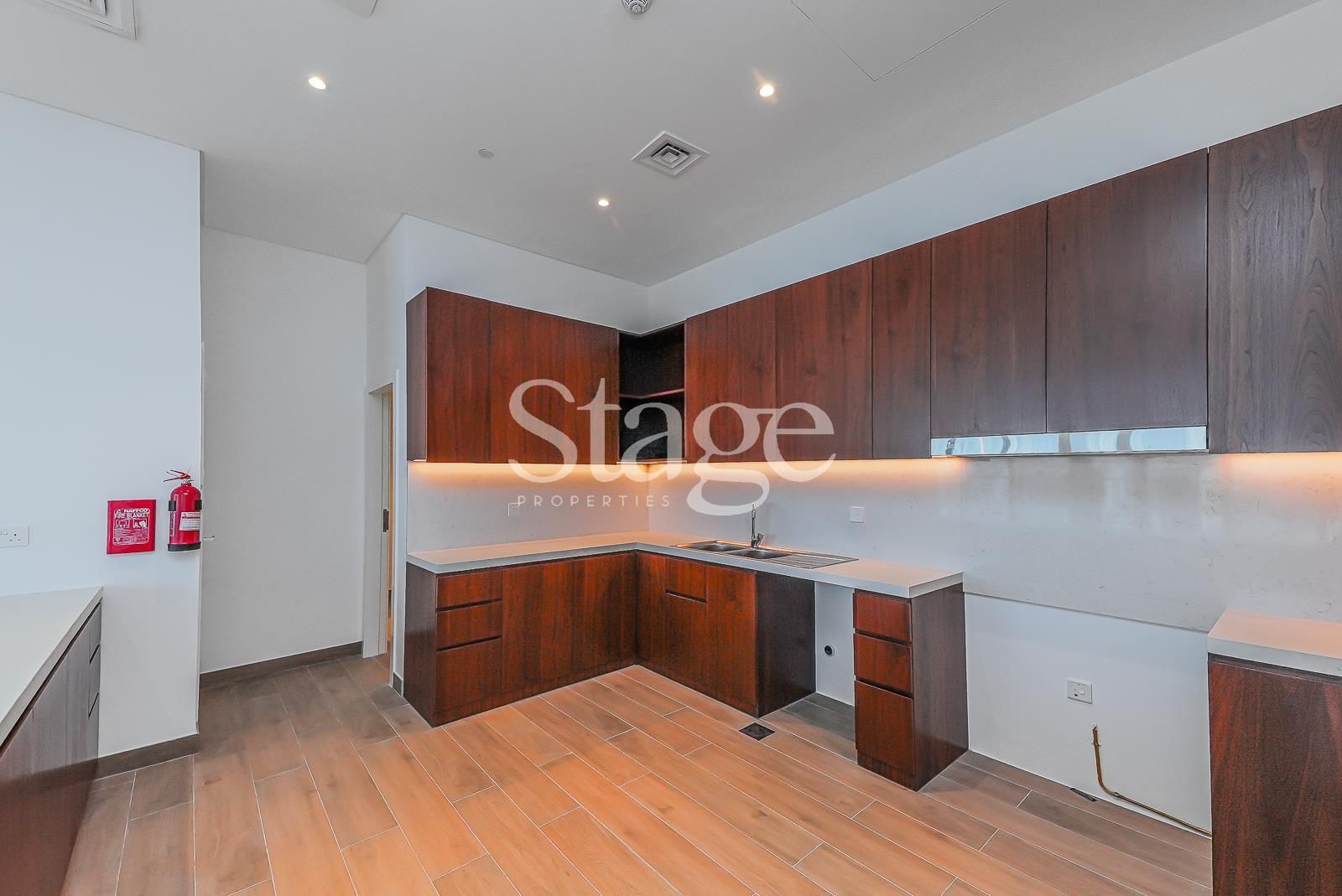 6 bedrooms Duplex for Sale in La Mer, Dubai DX9160S