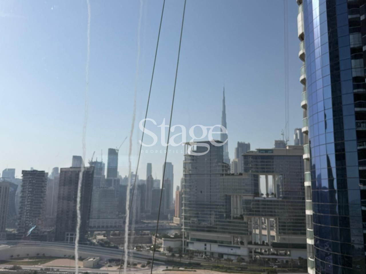 3 bedrooms apartment for Sale in Business Bay, Dubai AP8446S