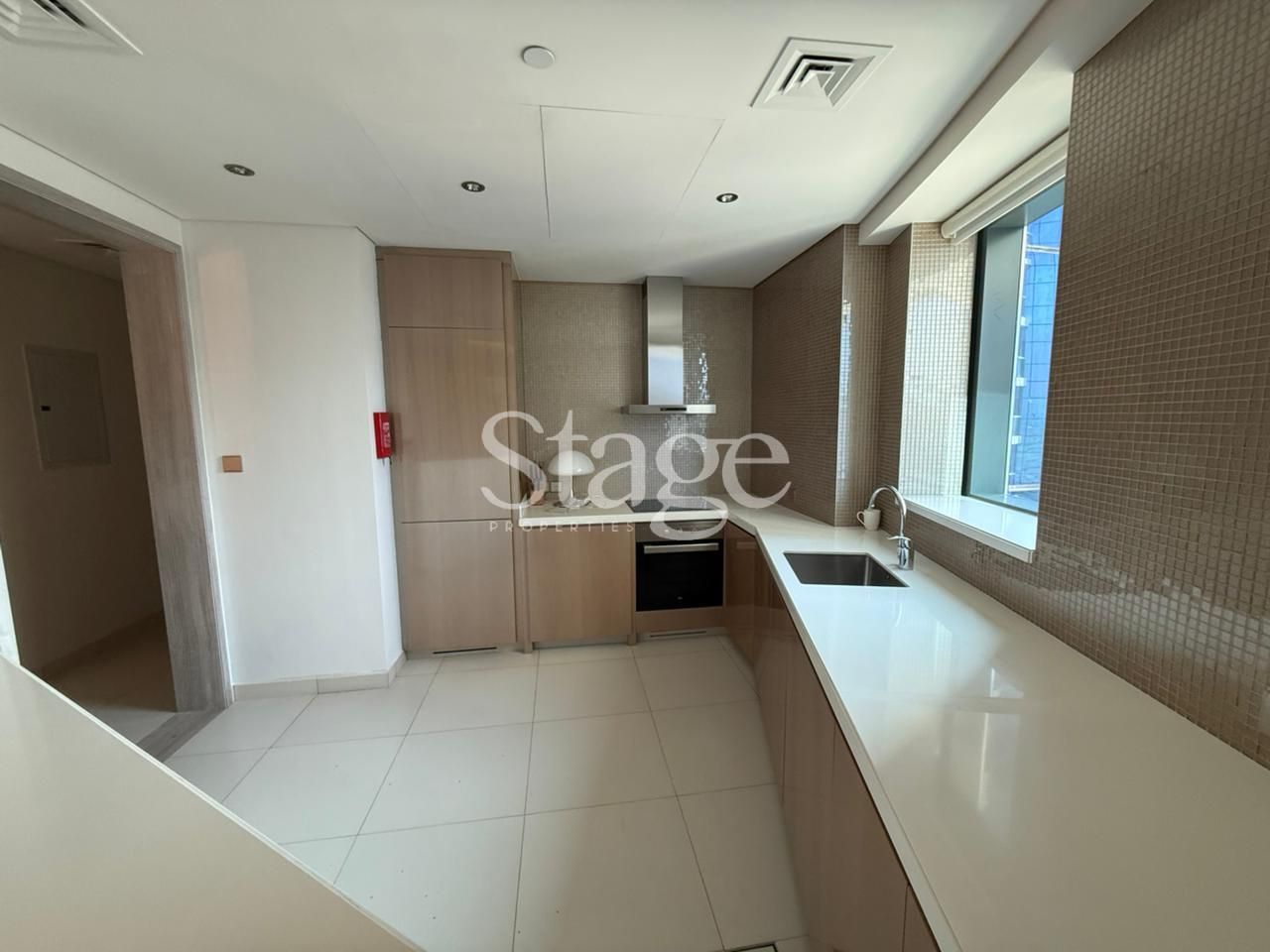 3 bedrooms apartment for Sale in Business Bay, Dubai AP8446S