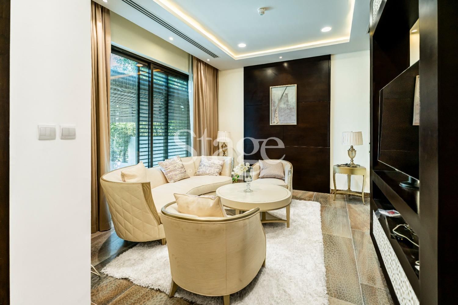 4 bedrooms Villas for Sale in Jumeirah Village Circle, Dubai VI7720S