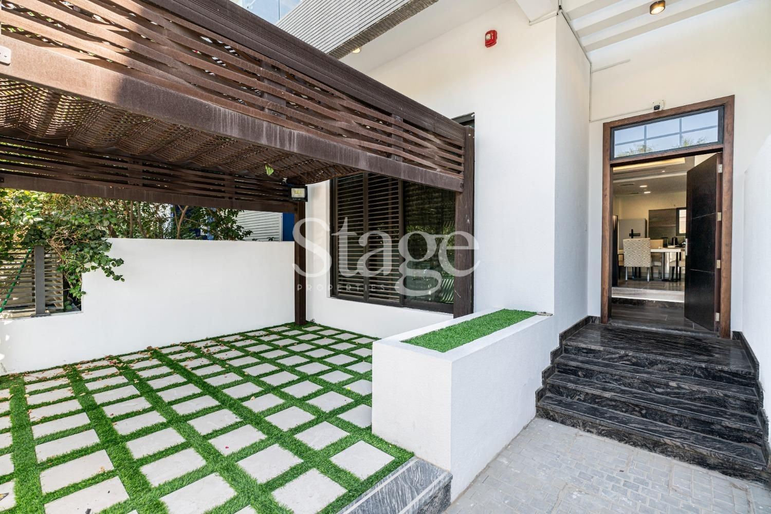 4 bedrooms Villas for Sale in Jumeirah Village Circle, Dubai VI7720S
