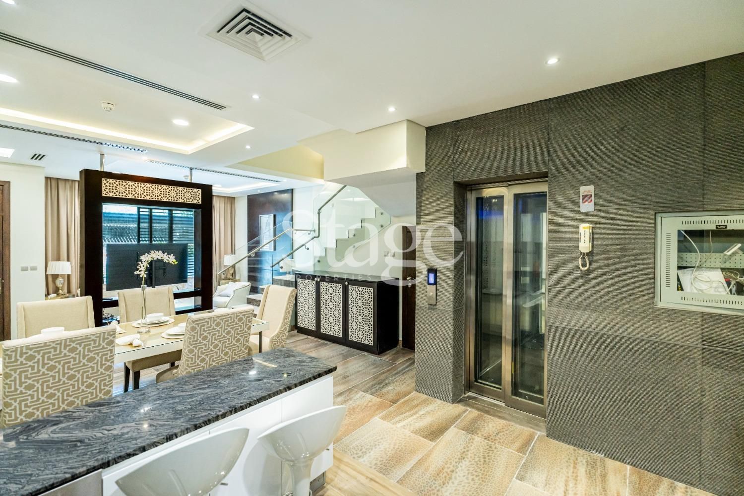 4 bedrooms Villas for Sale in Jumeirah Village Circle, Dubai VI7720S