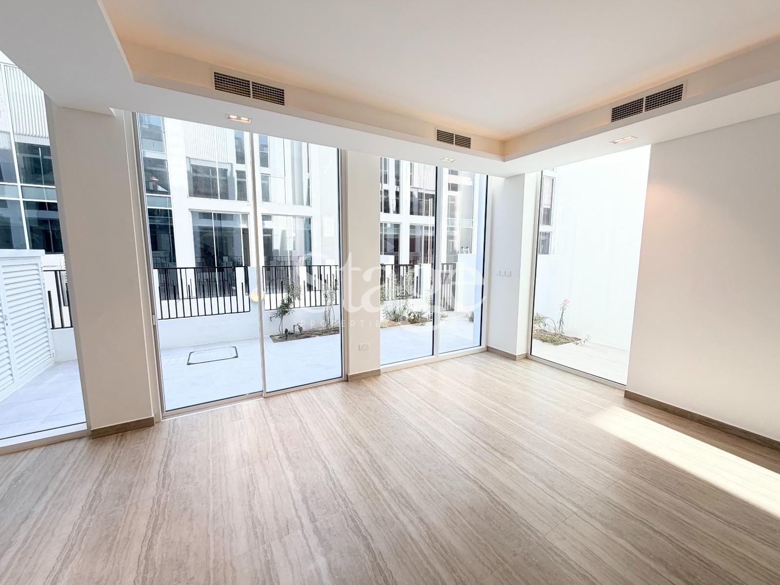 4 bedrooms Twin Villas for Sale in Al Barari, Dubai VI8802S