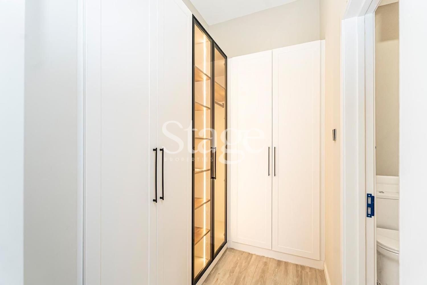 فيلا توأم من ٦ غرف نوم للإيجار في Al Barsha، Dubai VI9796L