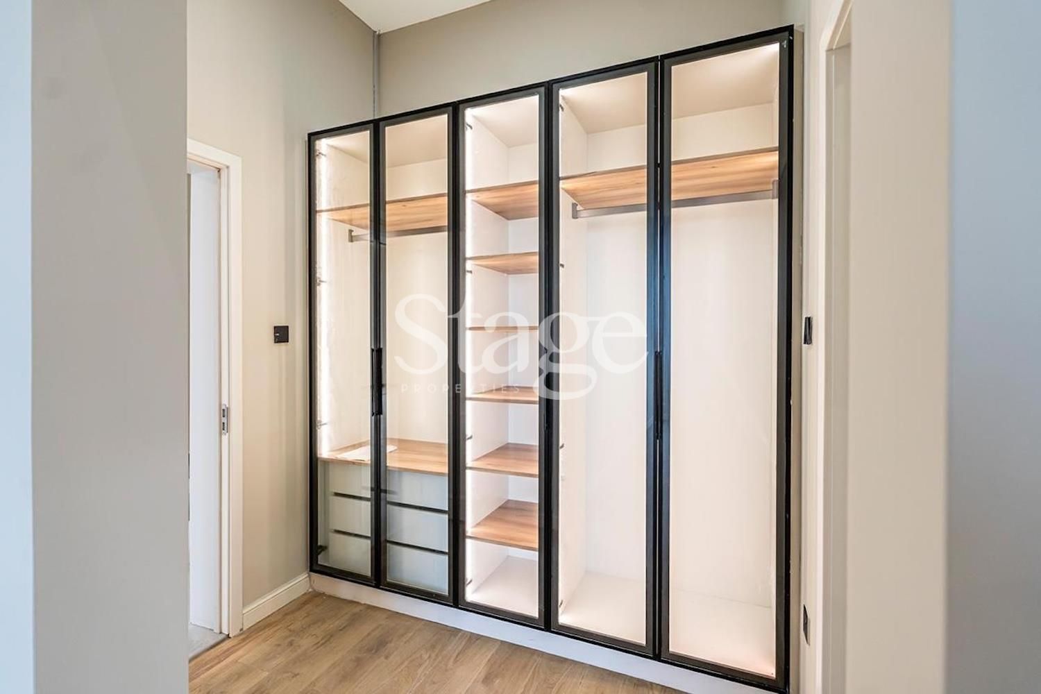 فيلا توأم من ٦ غرف نوم للإيجار في Al Barsha، Dubai VI9796L