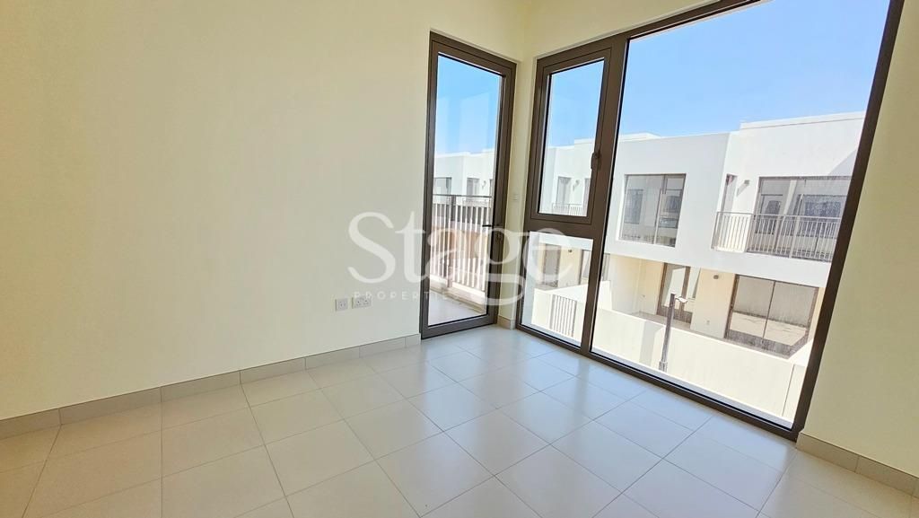 3 bedrooms Townhouse for Sale in Dubai South (Dubai World Central), Dubai TH7490S