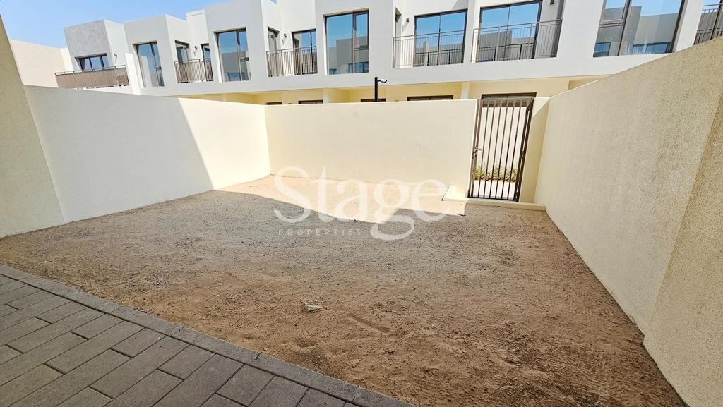 3 bedrooms Townhouse for Sale in Dubai South (Dubai World Central), Dubai TH7490S