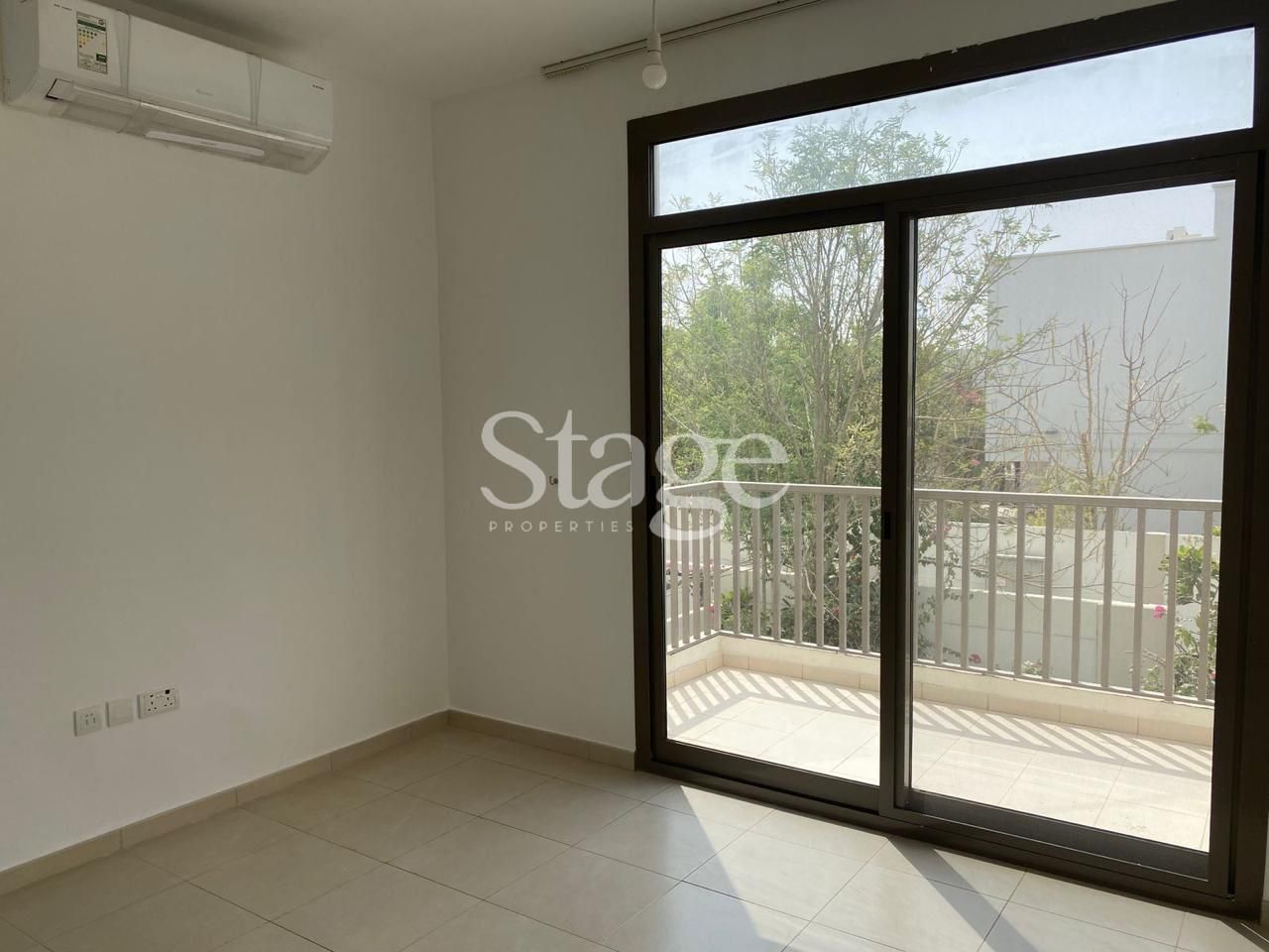 3 bedrooms Townhouse for Rent in Town Square, Dubai TH10021L