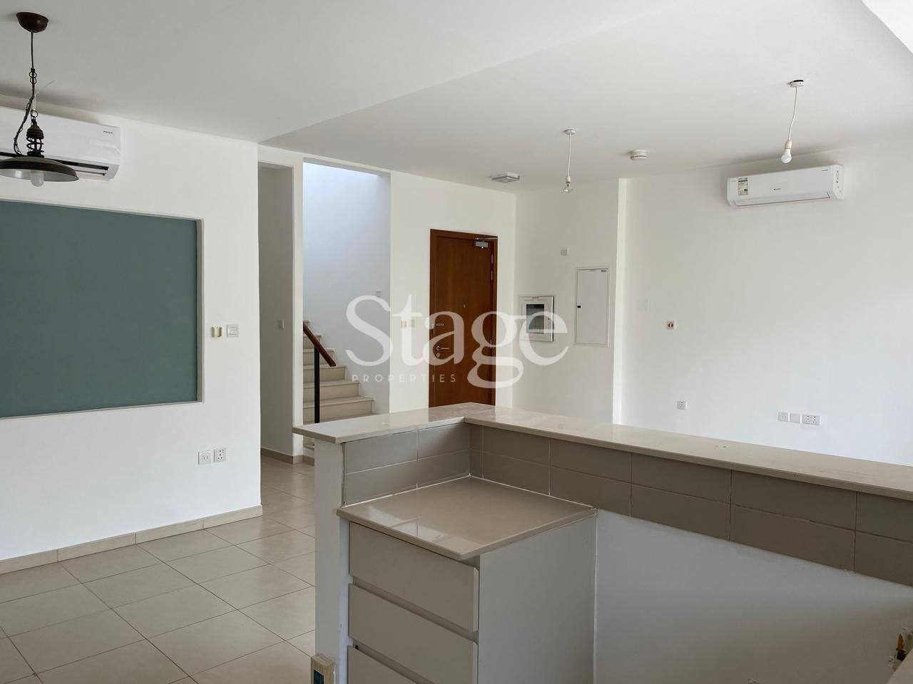 3 bedrooms Townhouse for Rent in Town Square, Dubai TH10021L