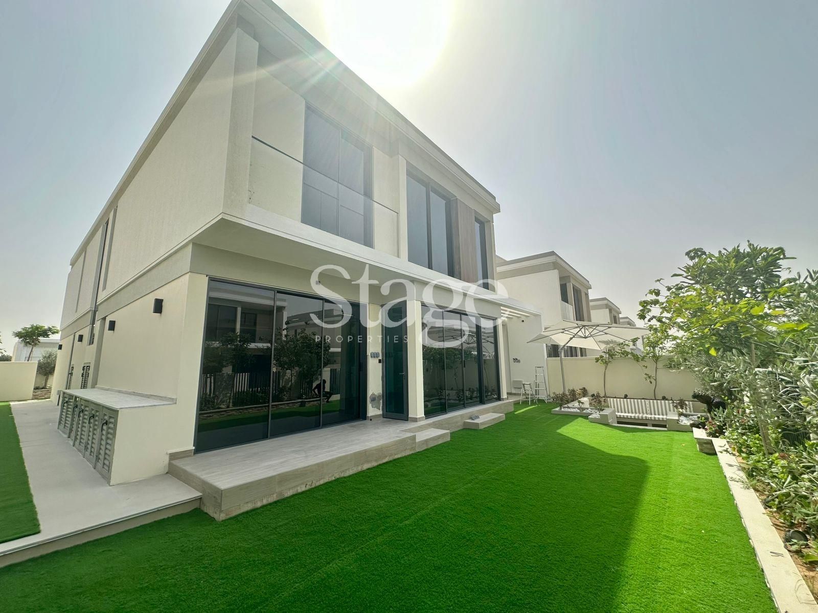 فيلا من ٤ غرف نوم للإيجار في Tilal Al Ghaf، Dubai VI7943L