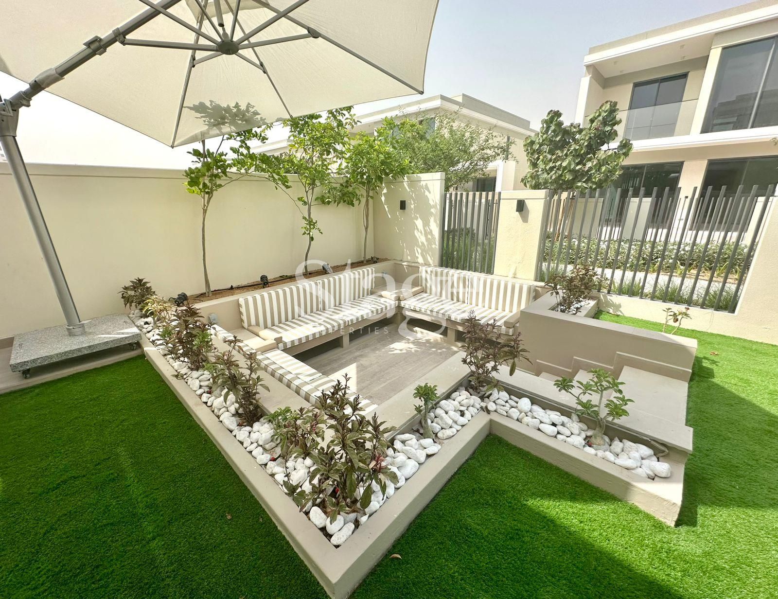 فيلا من ٤ غرف نوم للإيجار في Tilal Al Ghaf، Dubai VI7943L