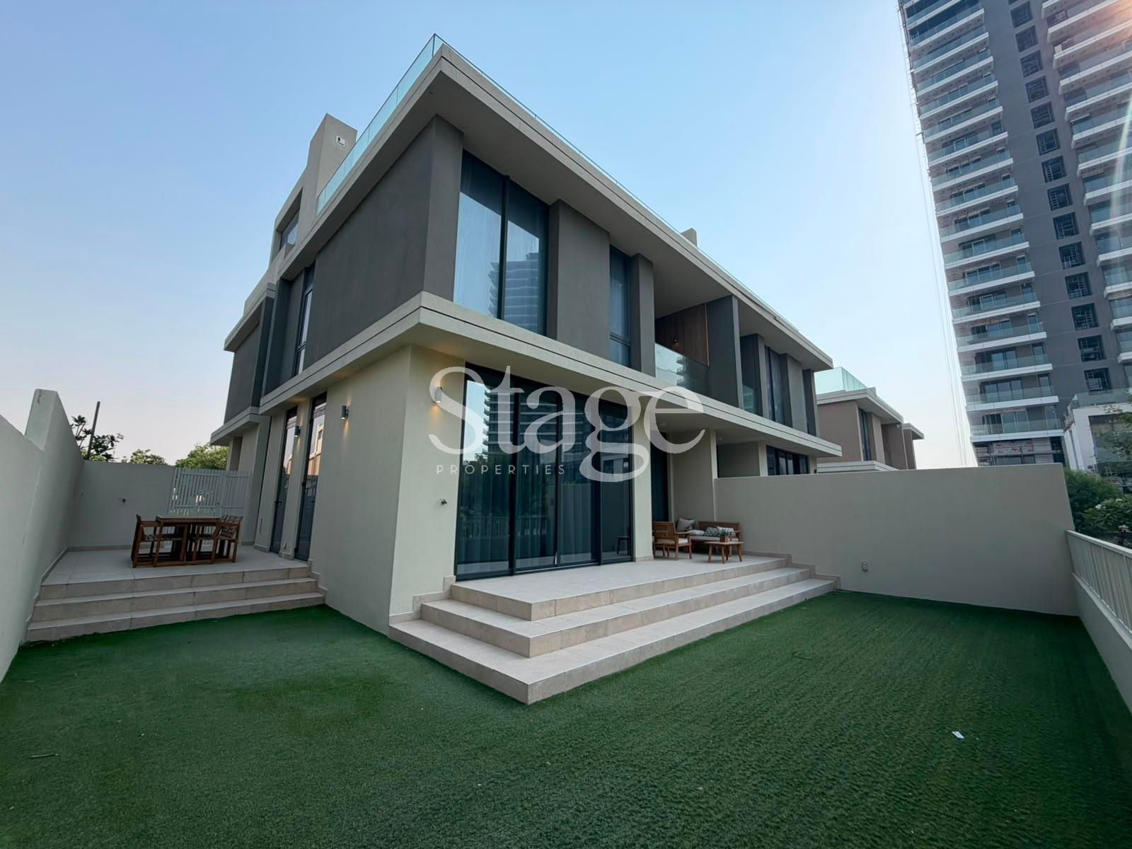 فيلا توأم من ٣ غرف نوم للإيجار في Dubai Hills Estate، Dubai VI9881L