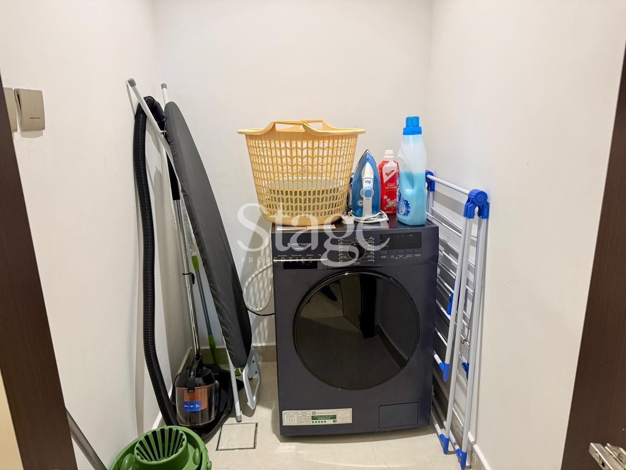 3 bedrooms apartment for Rent in Business Bay, Dubai AP8845L