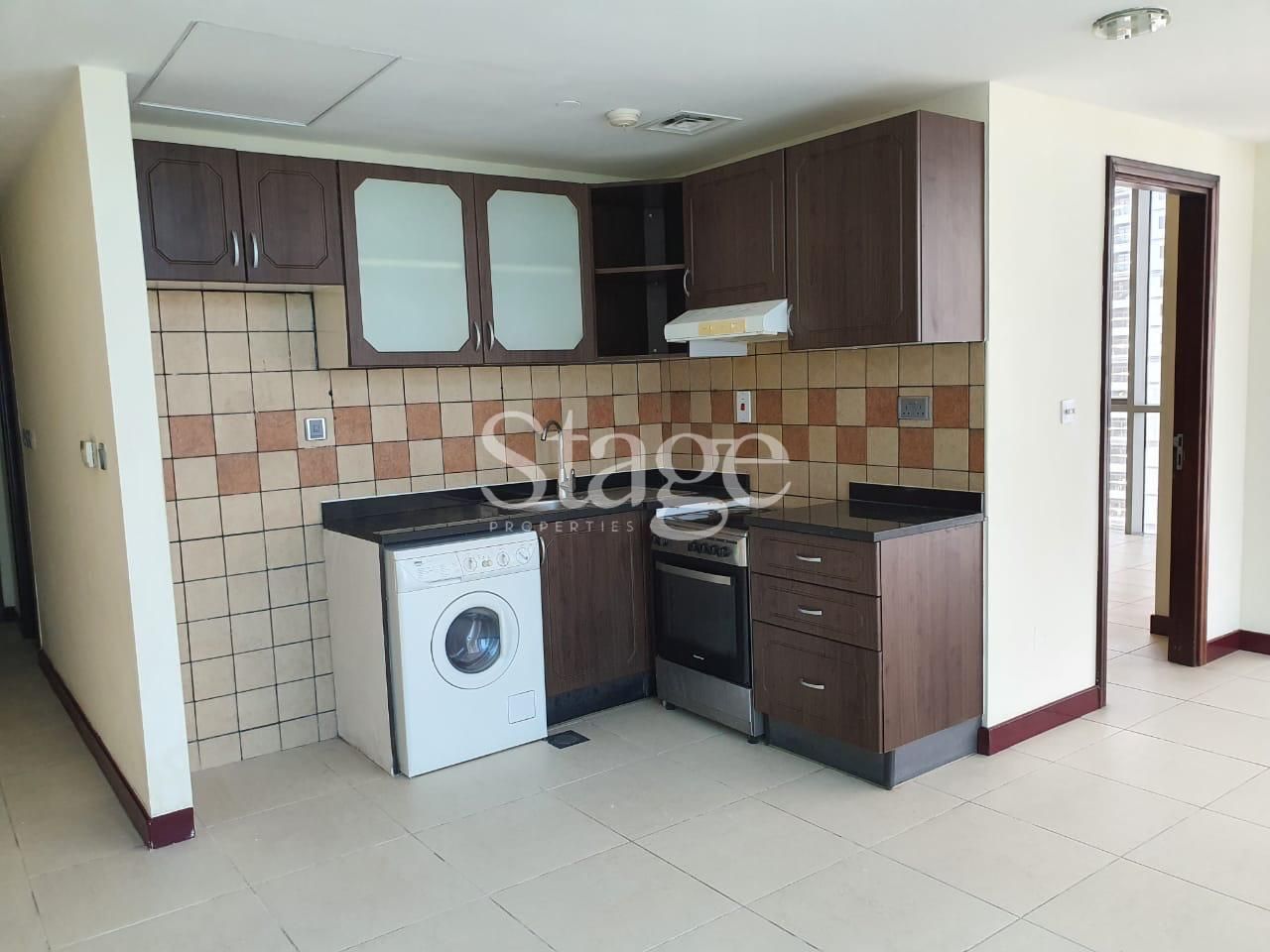 1 bedroom apartment for Rent in Jumeirah Lake Towers, Dubai AP10032L