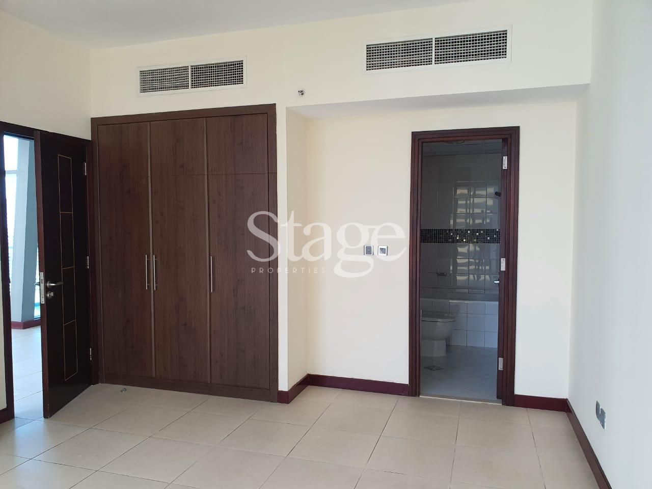 1 bedroom apartment for Rent in Jumeirah Lake Towers, Dubai AP10032L