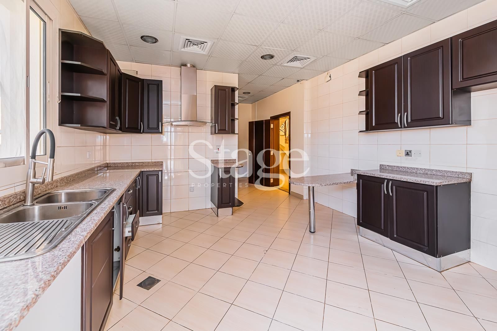 common من ٣ غرف نوم للإيجار في البرشا، Dubai VI8715L