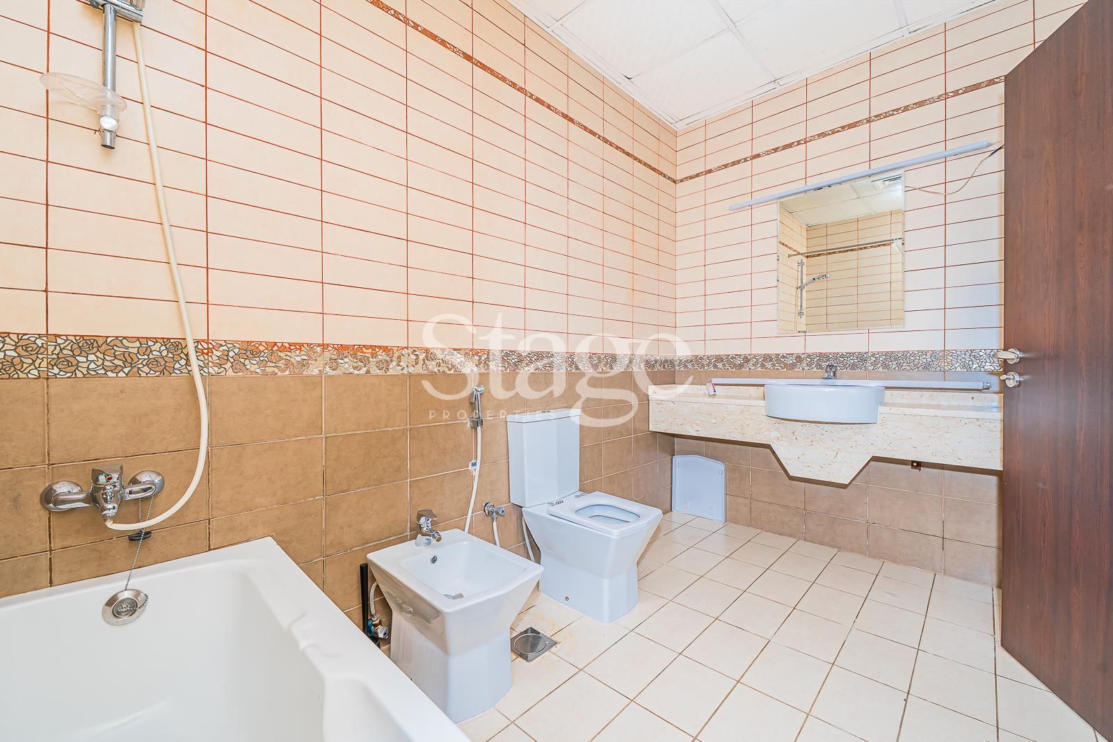 common من ٣ غرف نوم للإيجار في البرشا، Dubai VI8715L