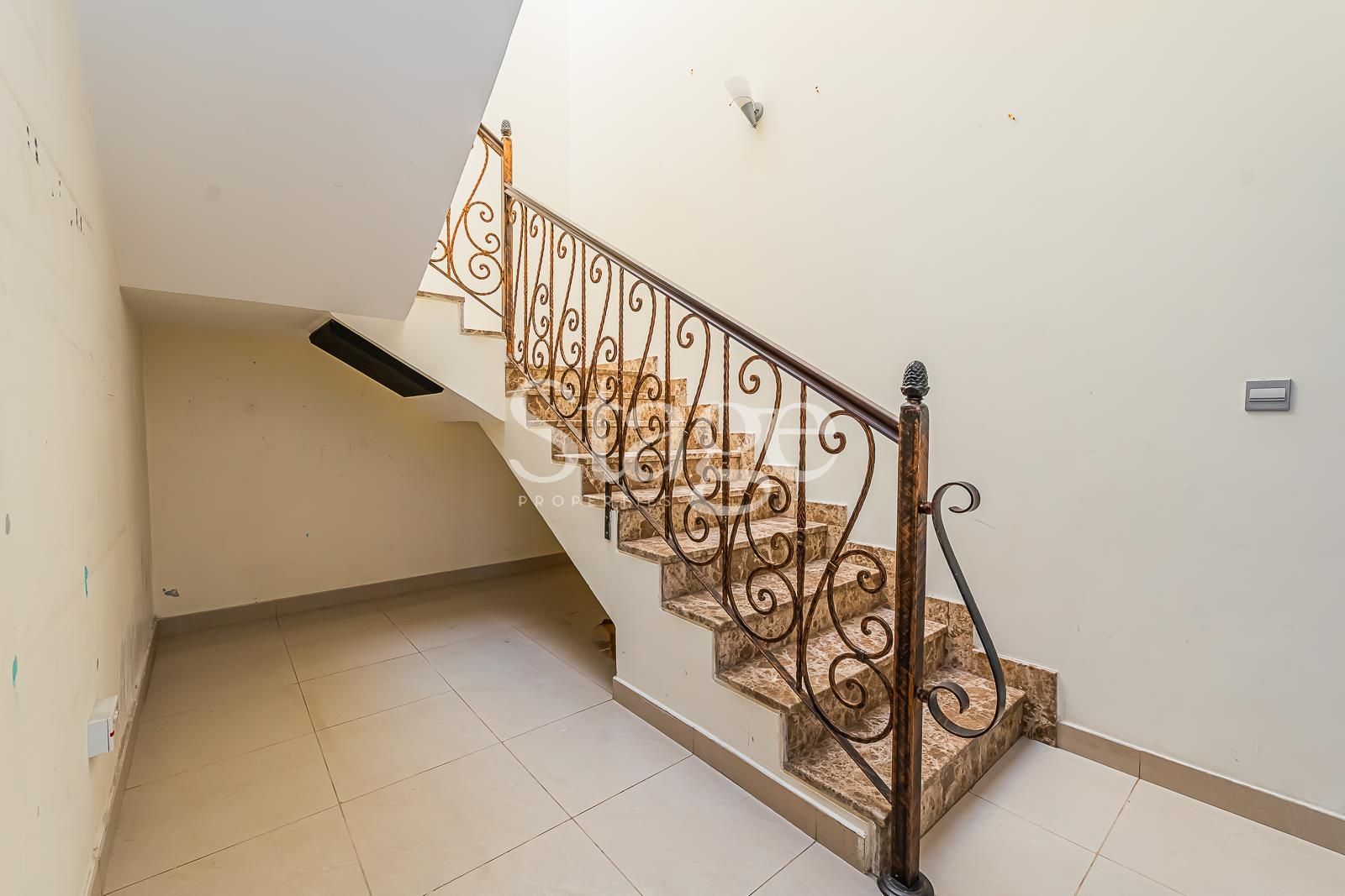 common من ٣ غرف نوم للإيجار في البرشا، Dubai VI8715L