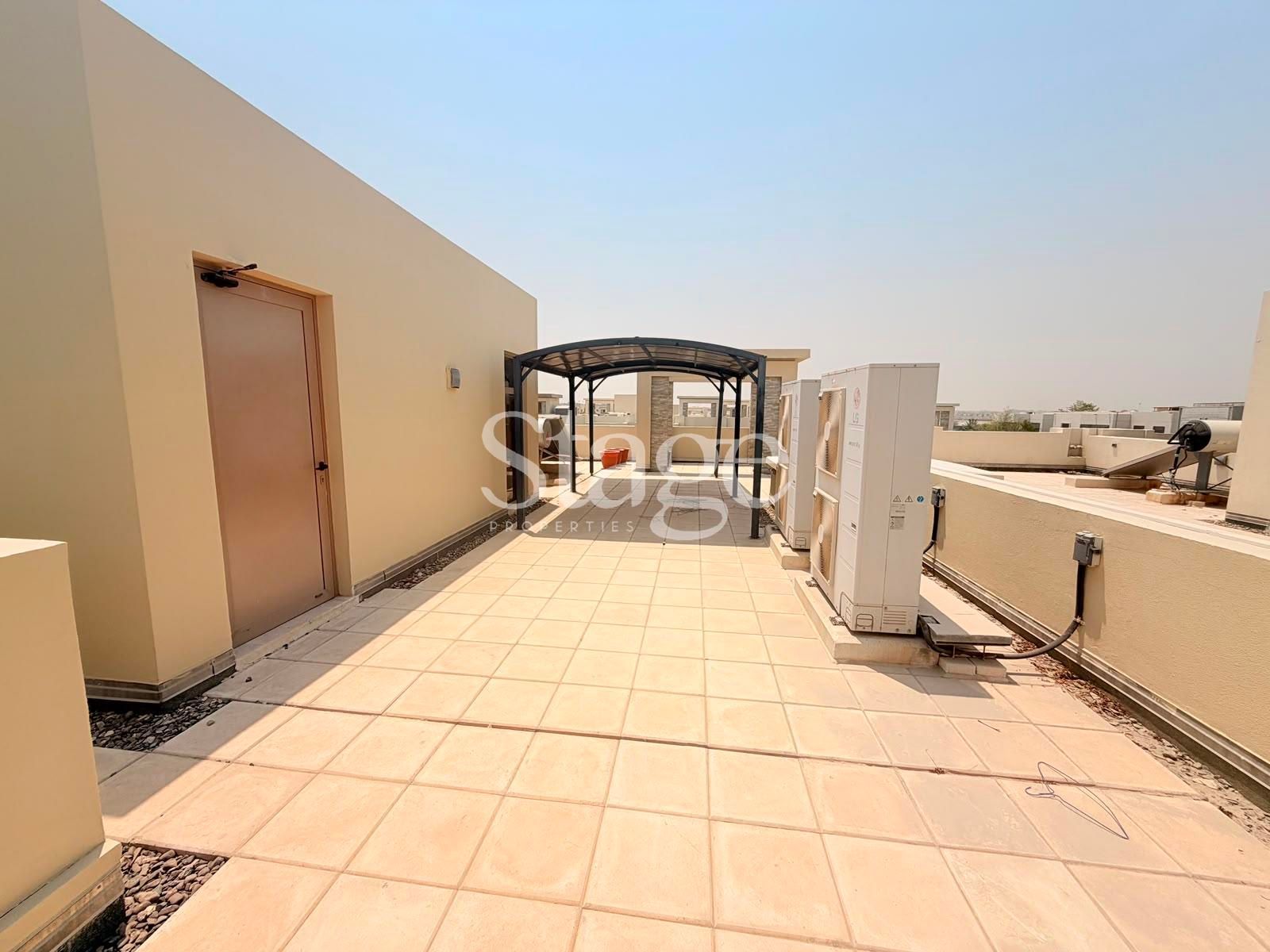 فيلا توأم من ٣ غرف نوم للإيجار في Meydan، Dubai VI10083L