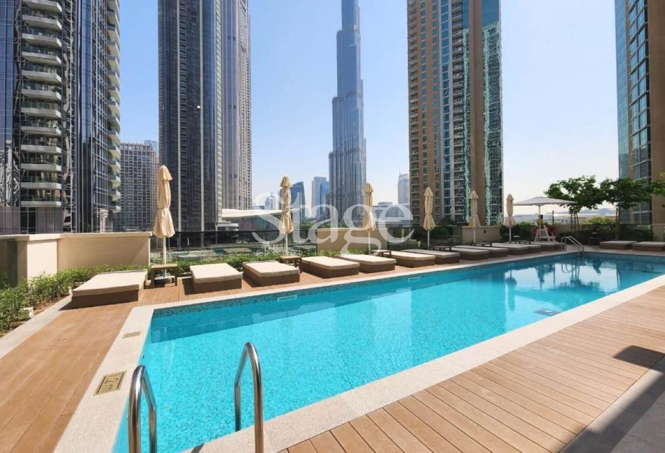 شقة من ٣ غرف نوم للبيع في Downtown Dubai، Dubai AP9876S