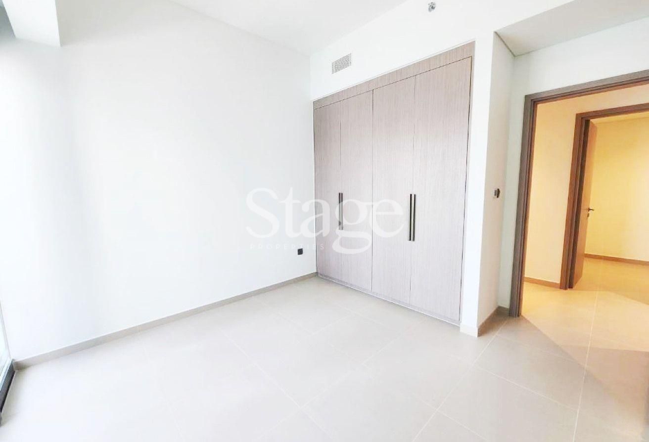 شقة من ٣ غرف نوم للبيع في Downtown Dubai، Dubai AP9876S