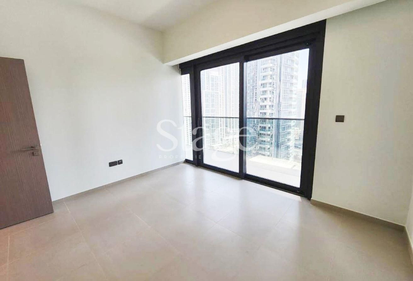 شقة من ٣ غرف نوم للبيع في Downtown Dubai، Dubai AP9876S