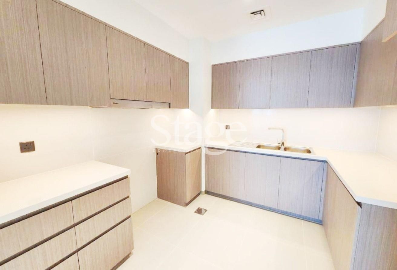 شقة من ٣ غرف نوم للبيع في Downtown Dubai، Dubai AP9876S