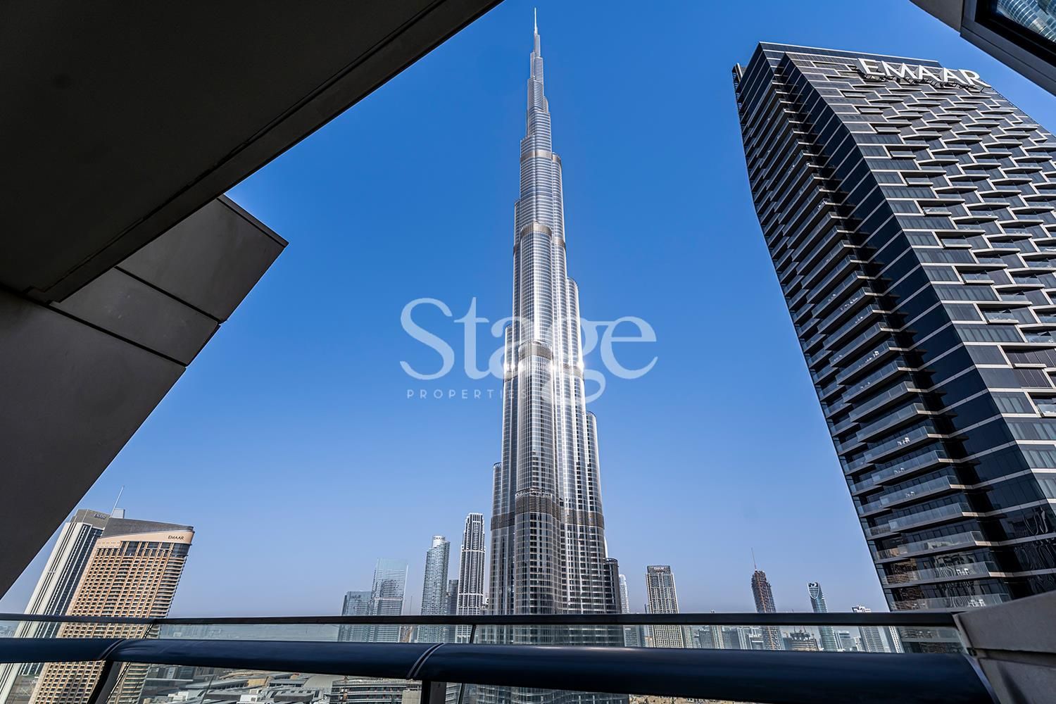 شقة من ٣ غرف نوم للإيجار في Downtown Dubai، Dubai AP7979L