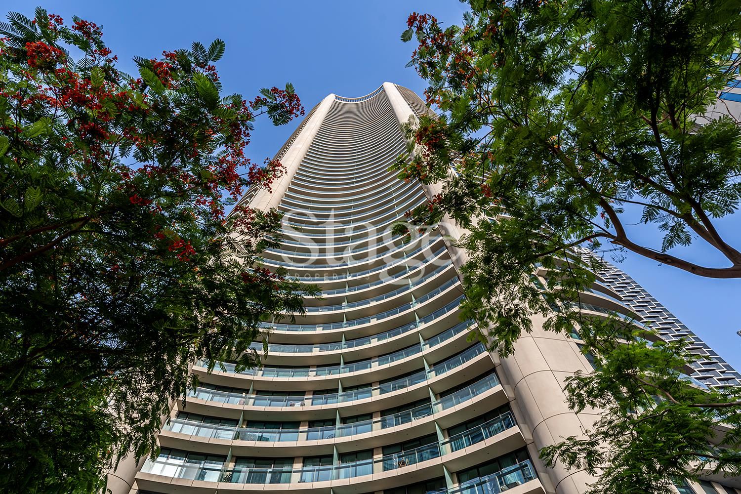 شقة من ٣ غرف نوم للإيجار في Downtown Dubai، Dubai AP7979L