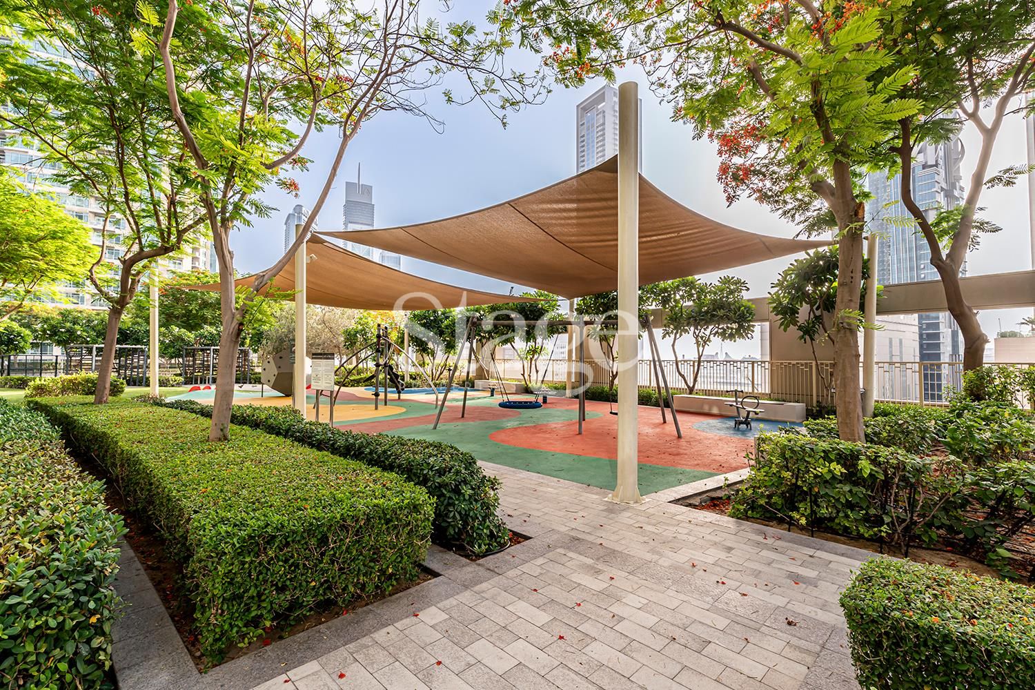 شقة من ٣ غرف نوم للإيجار في Downtown Dubai، Dubai AP7979L