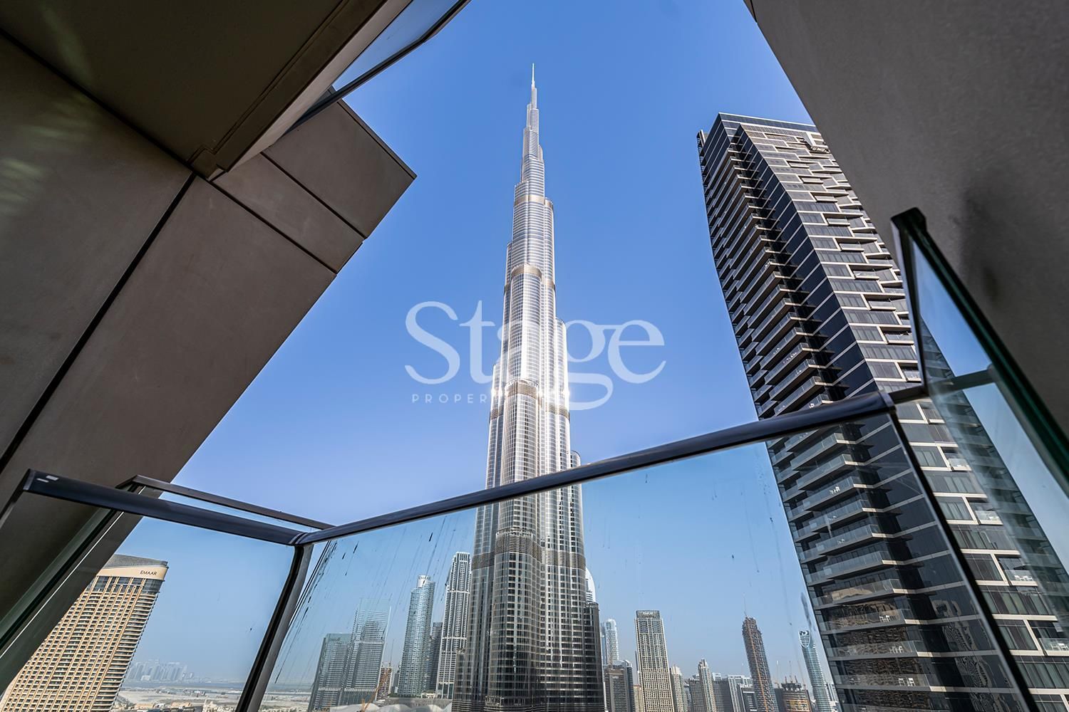 شقة من ٣ غرف نوم للإيجار في Downtown Dubai، Dubai AP7979L