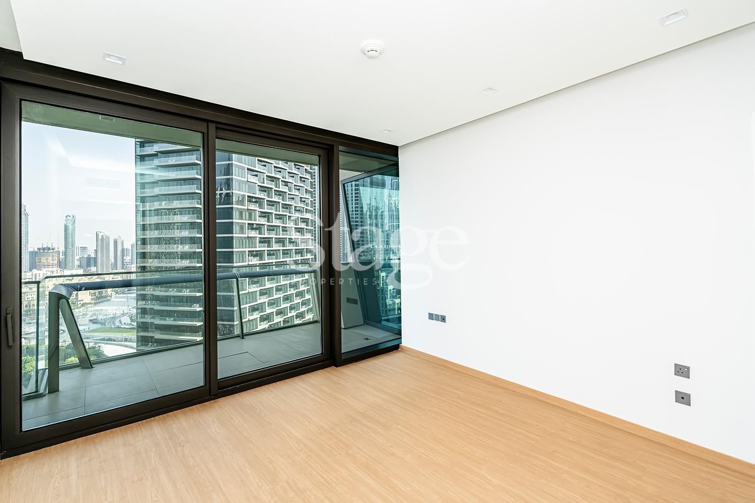 شقة من ٣ غرف نوم للإيجار في Downtown Dubai، Dubai AP7979L