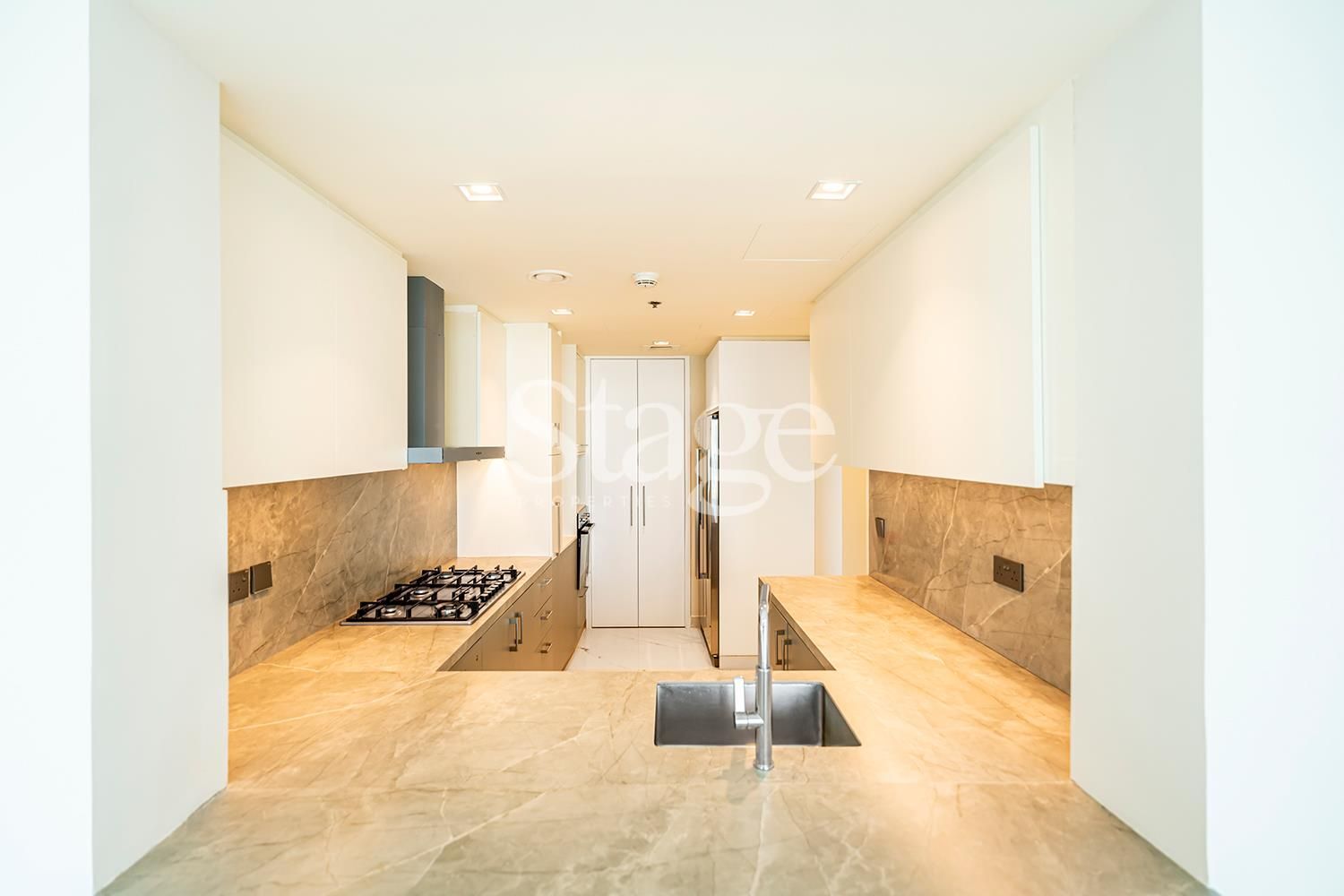 شقة من ٣ غرف نوم للإيجار في Downtown Dubai، Dubai AP7979L