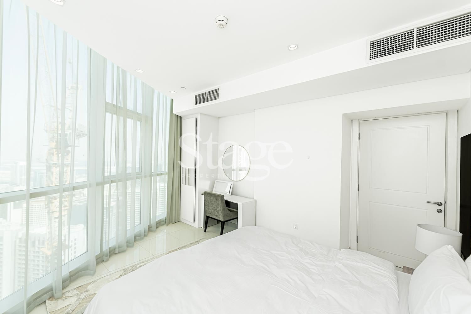 شقة من ٣ غرف نوم للبيع في Downtown Dubai، Dubai AP8434S