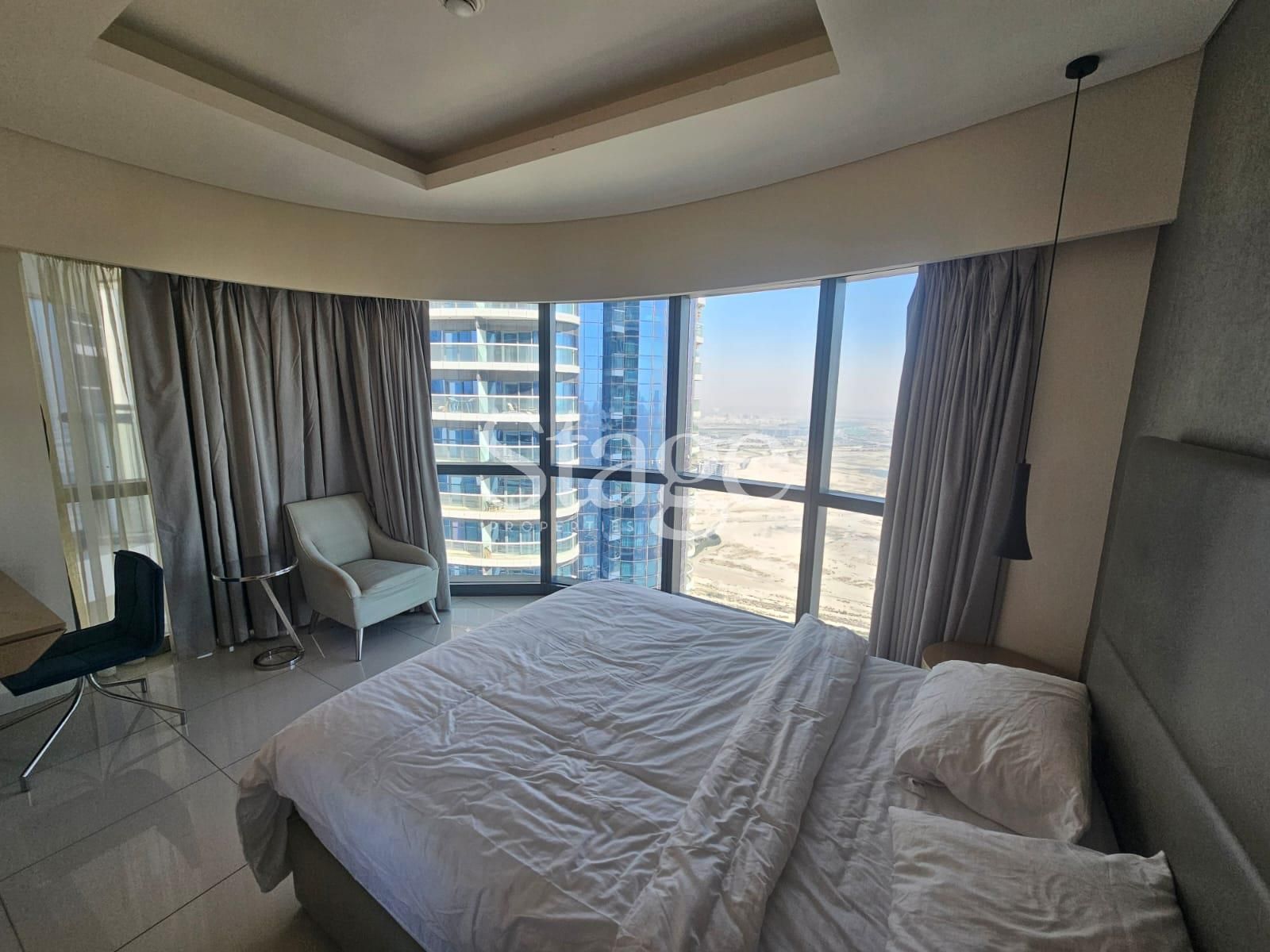 3 bedrooms apartment for Rent in Business Bay, Dubai AP9818L
