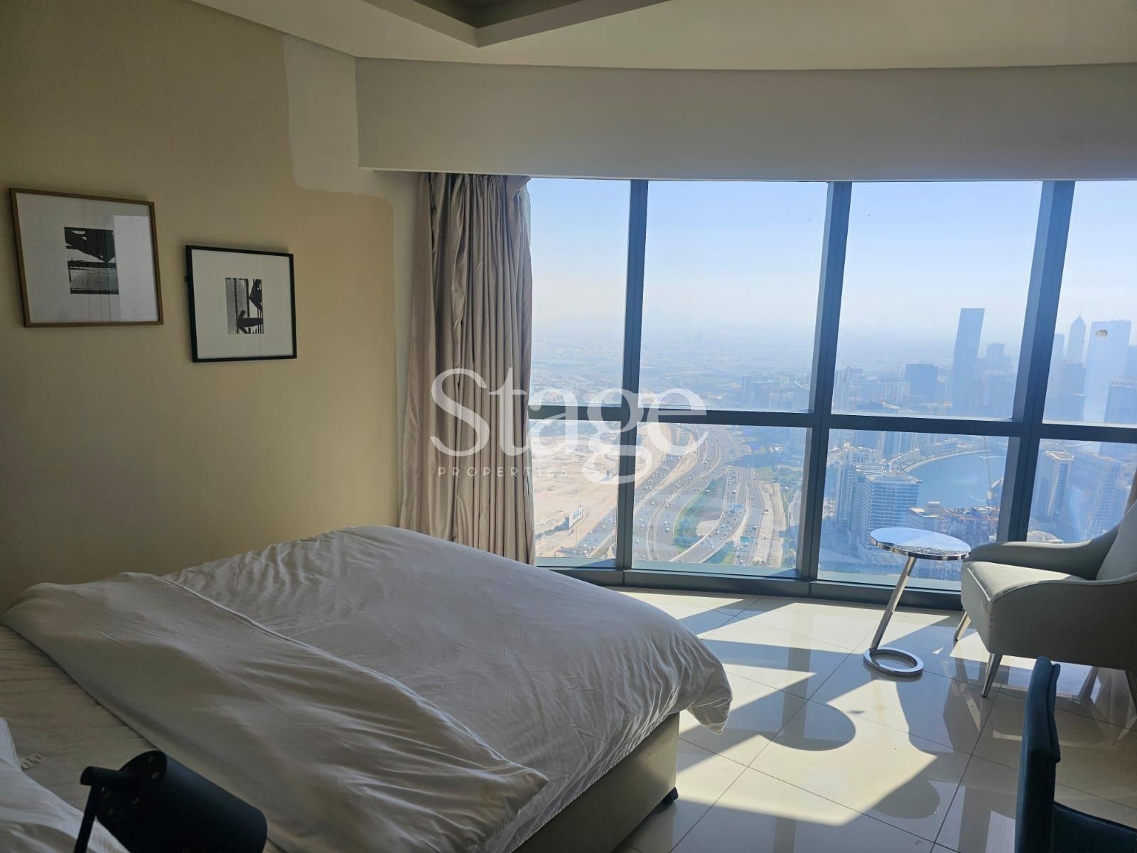 3 bedrooms apartment for Rent in Business Bay, Dubai AP9818L