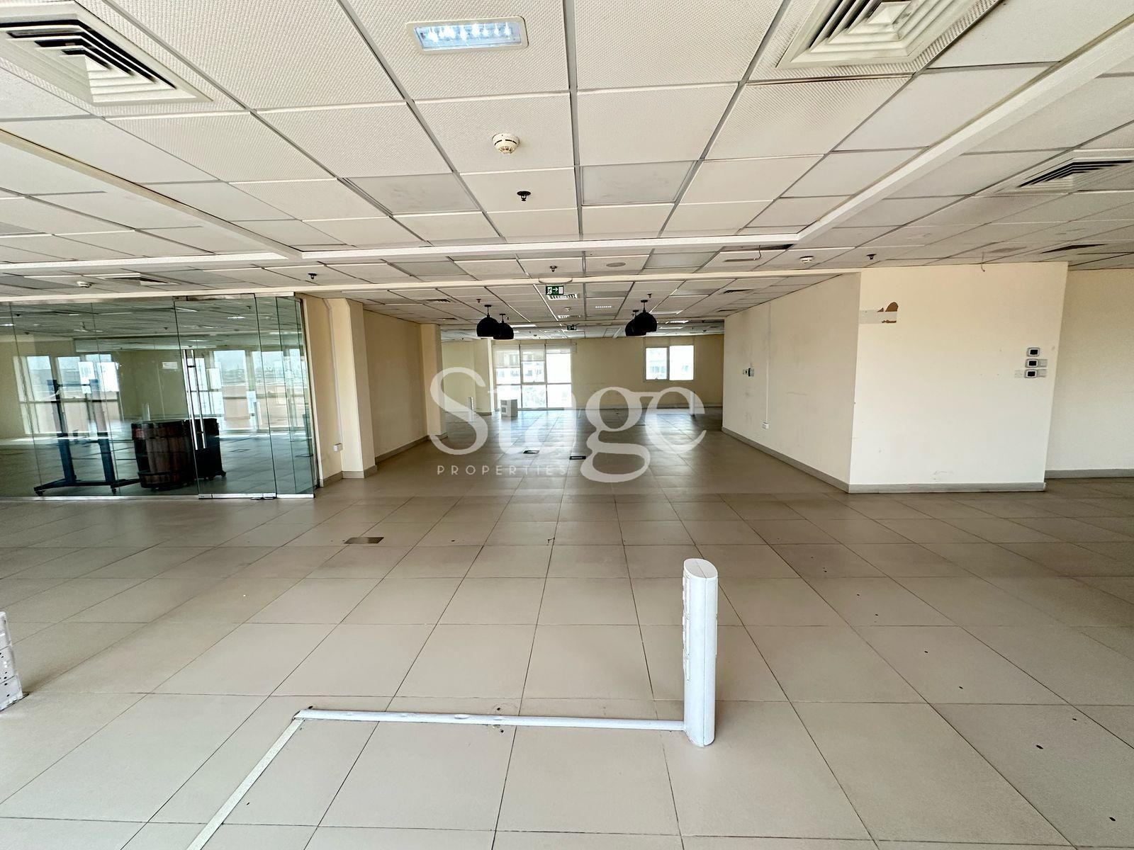 Office Space for Rent in Sharjah Industrial Area, Sharjah OF7933L