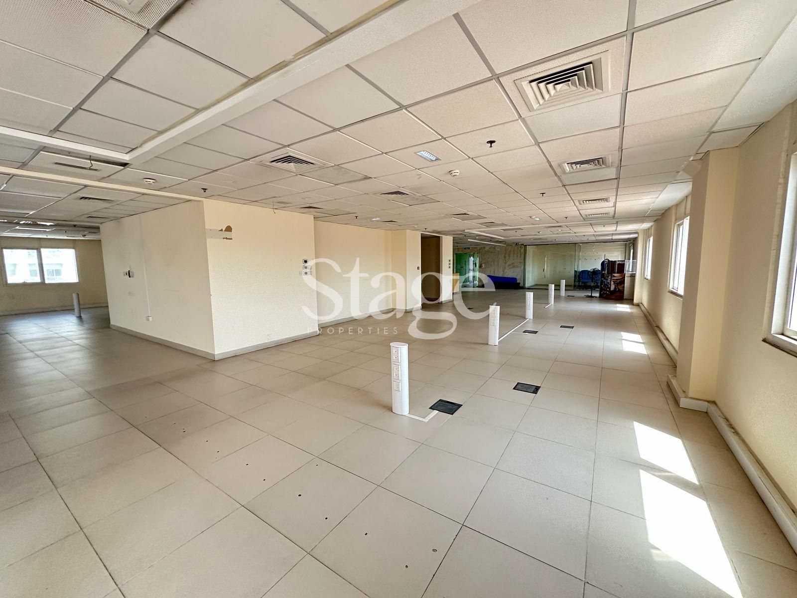 Office Space for Rent in Sharjah Industrial Area, Sharjah OF7933L
