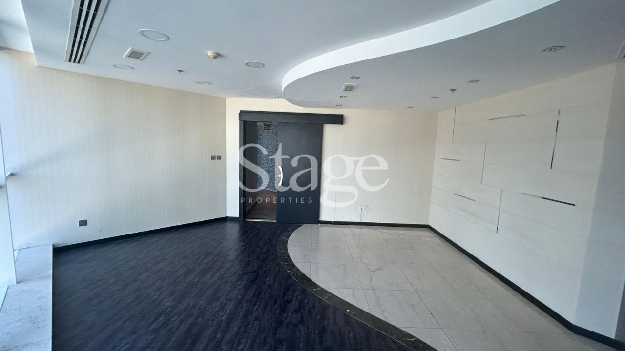 مساحة مكتبية للإيجار في Business Bay، Dubai OF7500L
