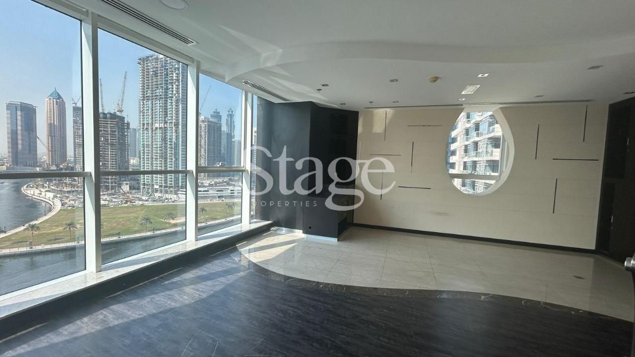 مساحة مكتبية للإيجار في Business Bay، Dubai OF7500L