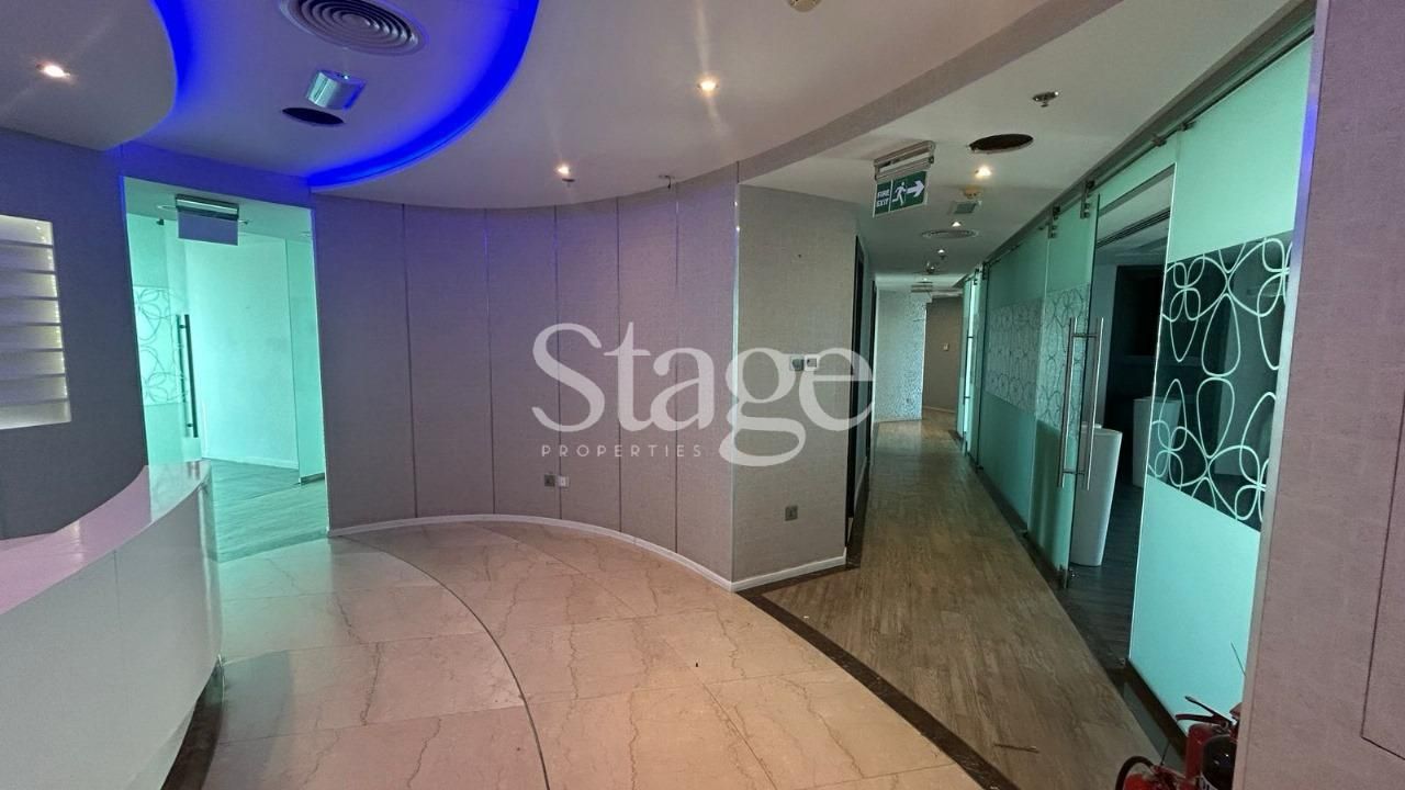 مساحة مكتبية للإيجار في Business Bay، Dubai OF7500L