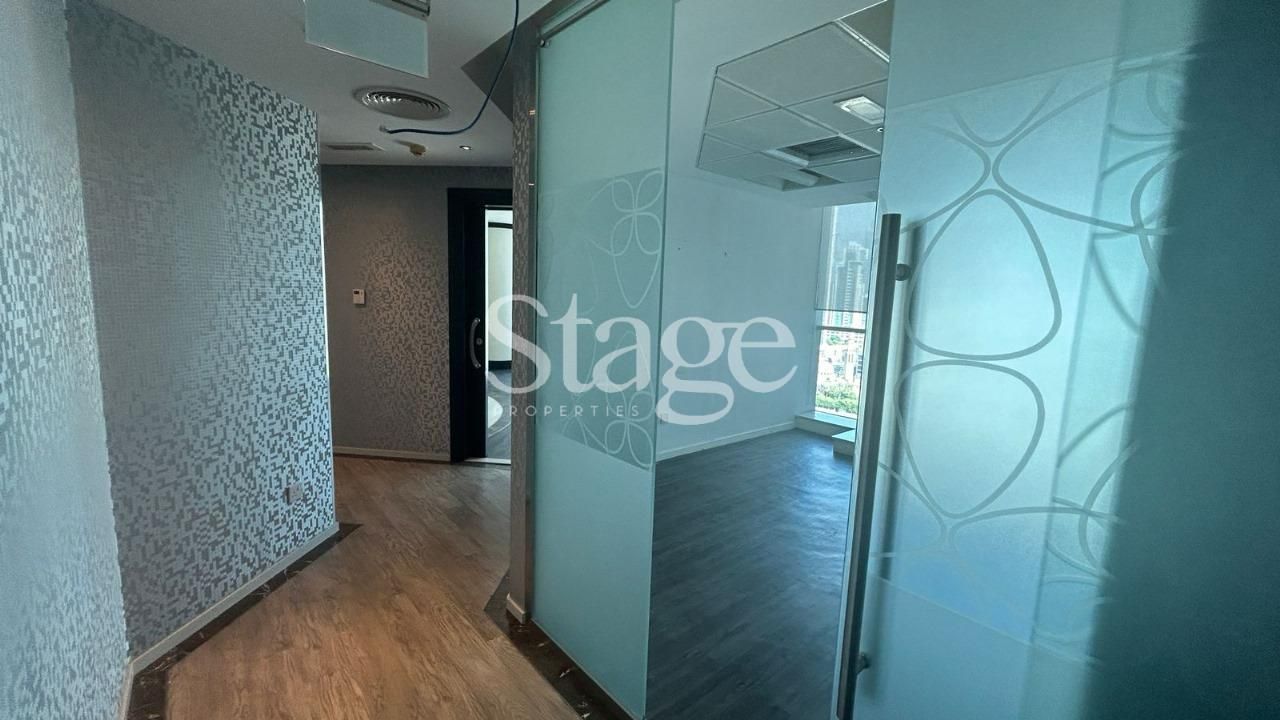 مساحة مكتبية للإيجار في Business Bay، Dubai OF7500L
