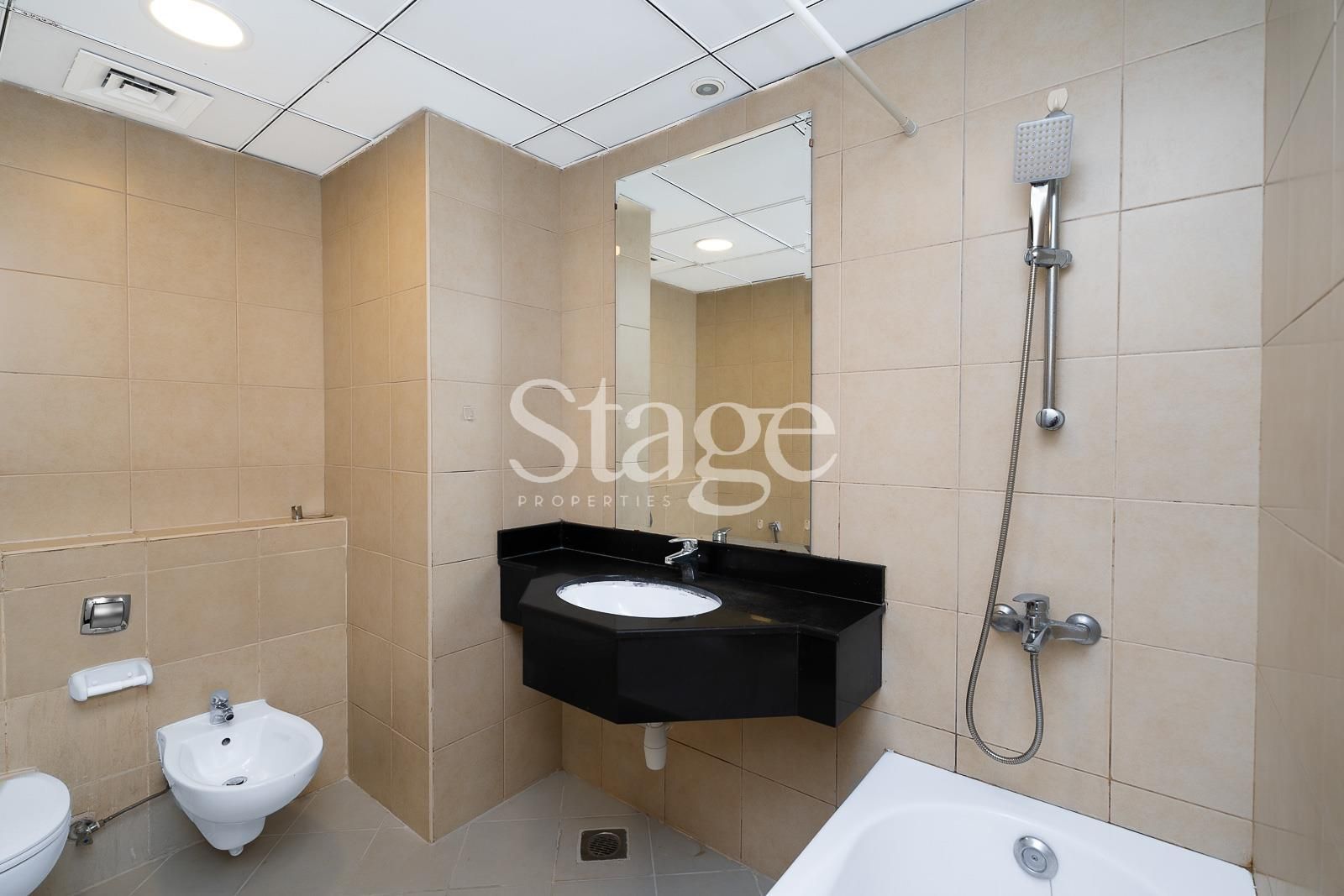1 bedroom apartment for Sale in Jumeirah Lake Towers, Dubai AP7428S
