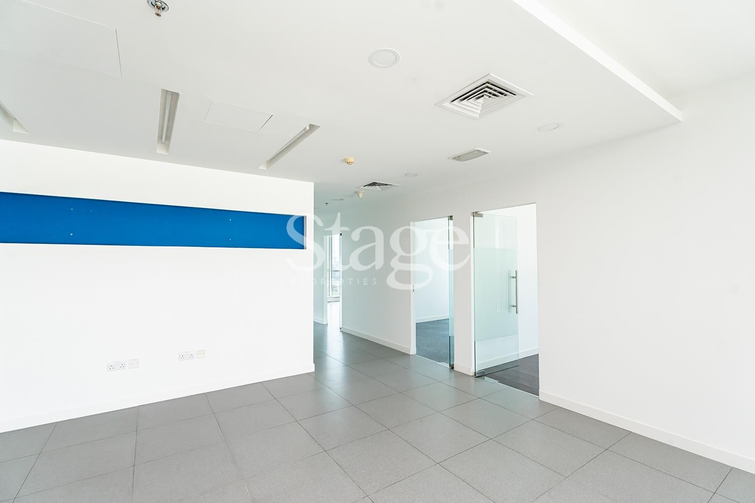 مساحة مكتبية للإيجار في Business Bay، Dubai OF7826L