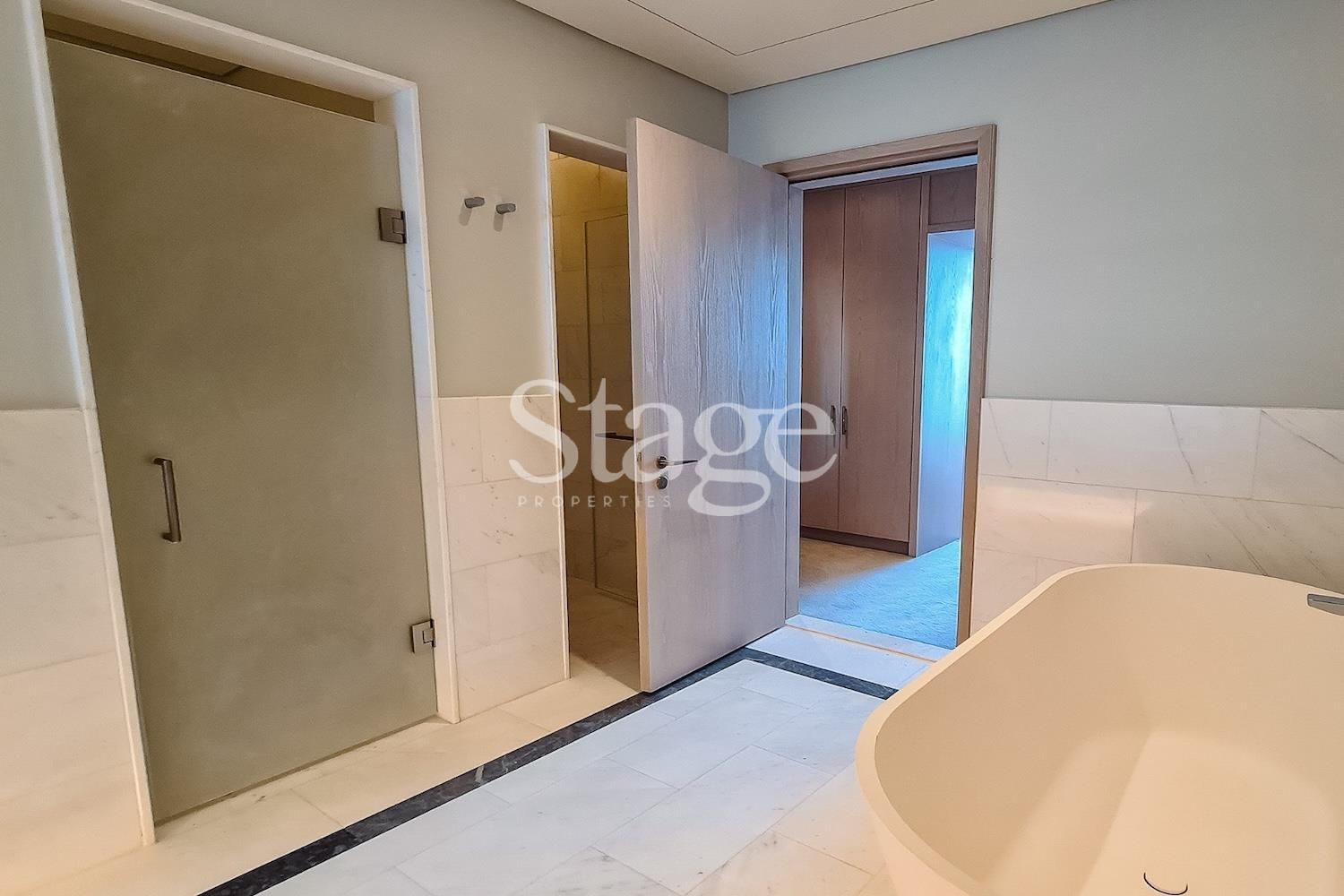 1 bedroom apartment for Rent in Palm Jumeirah, Dubai AP9096L
