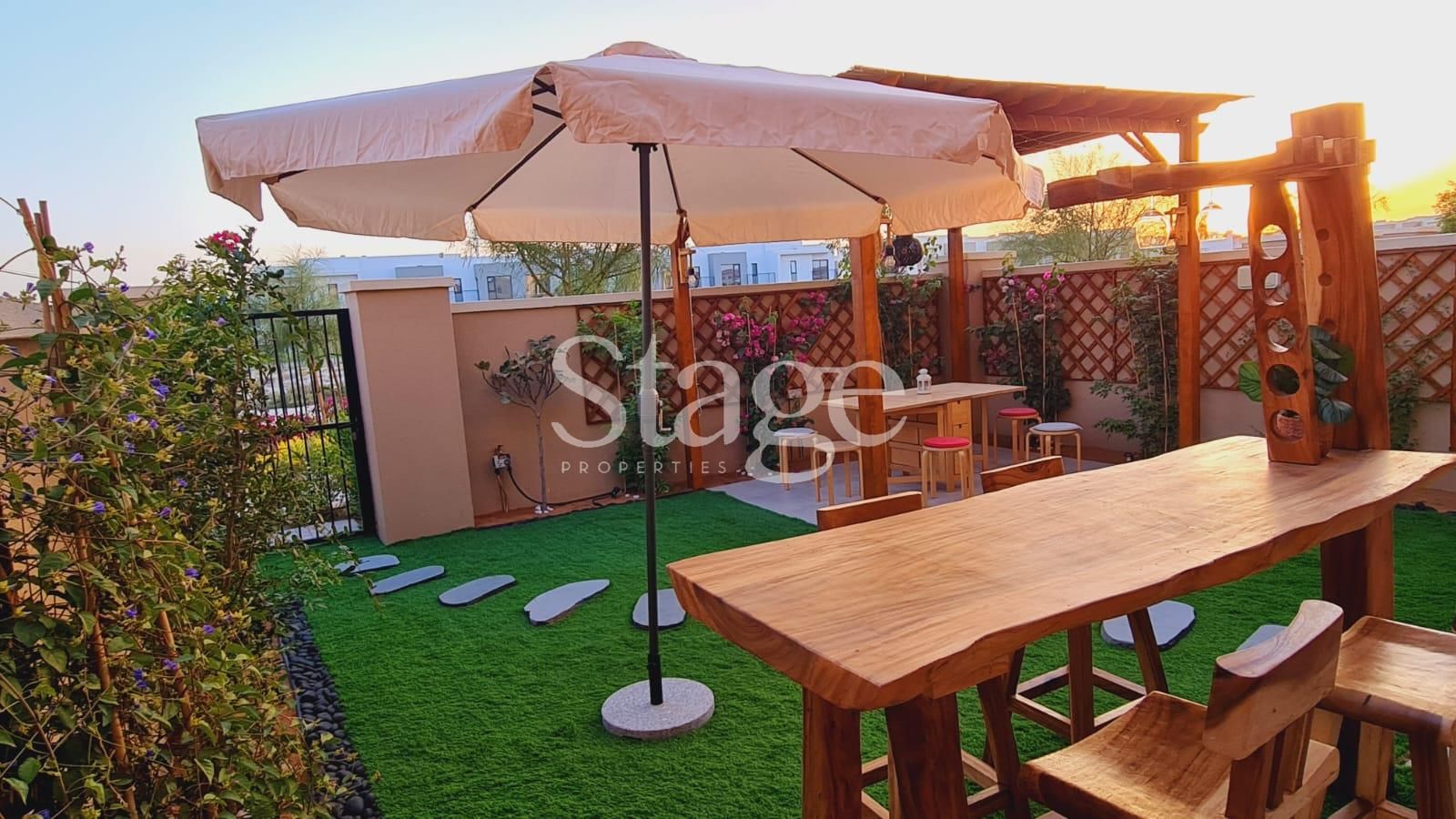 2 bedrooms Townhouse for Rent in Serena, Dubai TH7761L