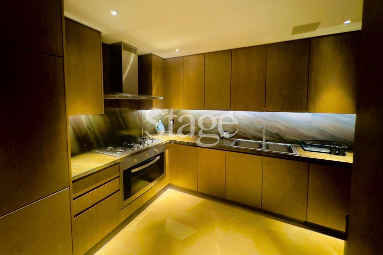 شقة من ٣ غرف نوم للإيجار في بالم جميره، Dubai AP7957L