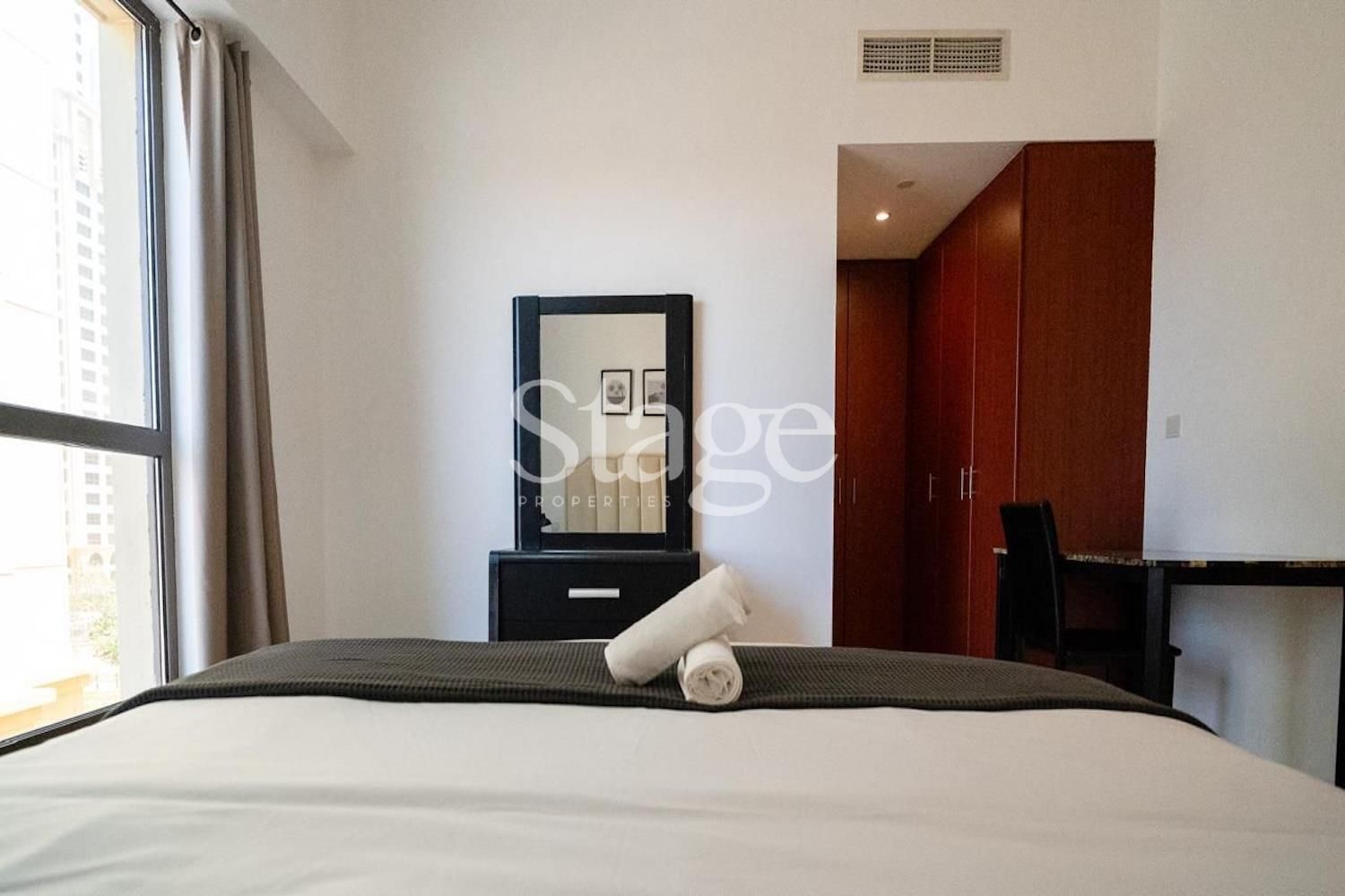 شقة من ٣ غرف نوم للإيجار في Jumeirah Beach Residence، Dubai AP9145L