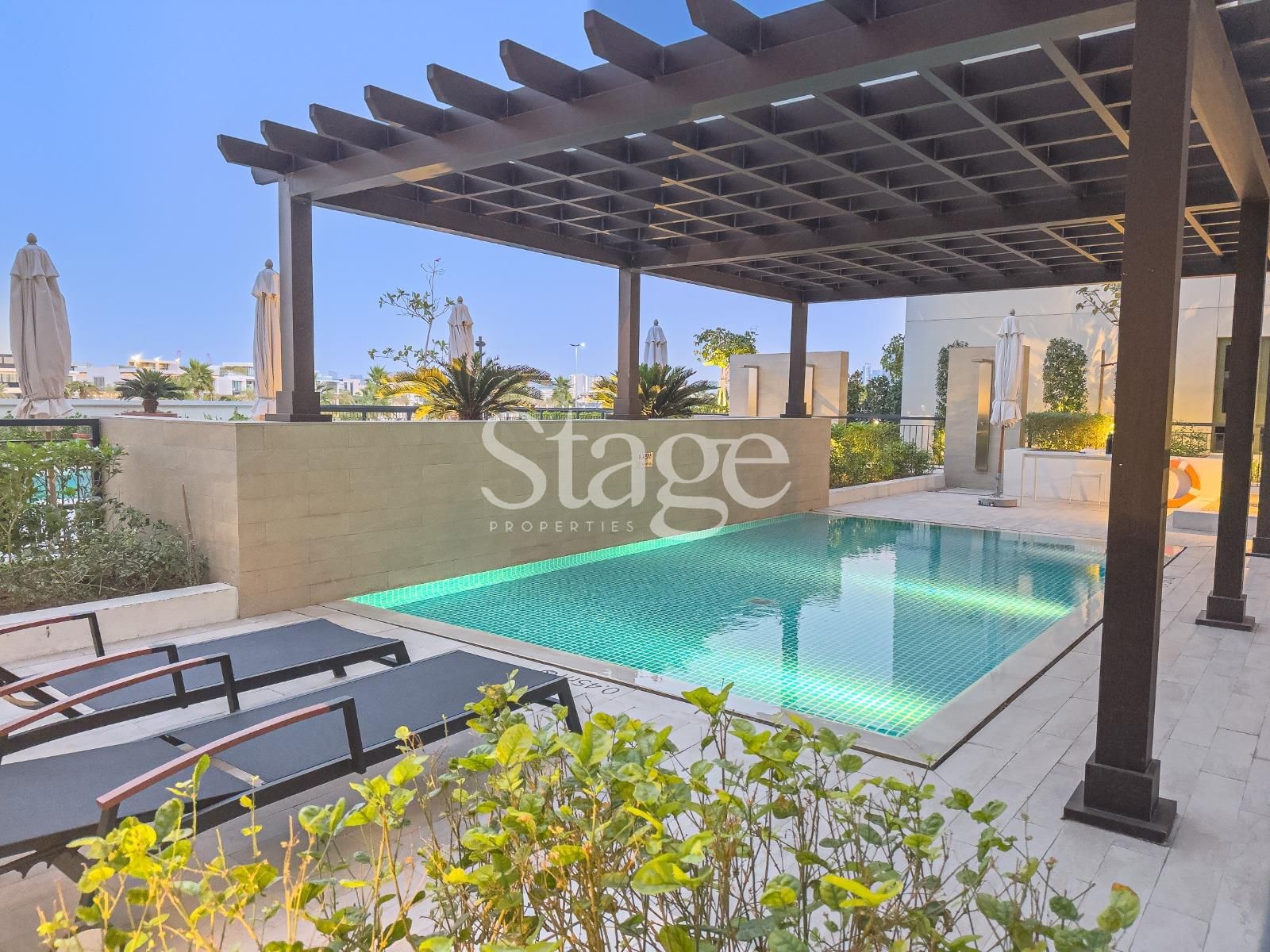 2 bedrooms apartment for Rent in Jumeirah, Dubai AP8121L