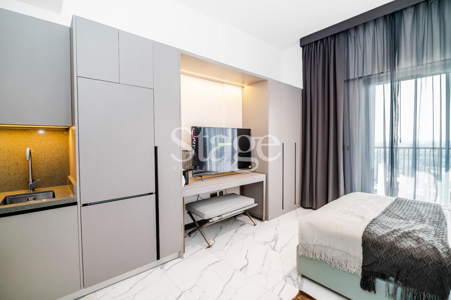 Studio for Rent in Mohammed Bin Rashid City, Dubai AP7486L